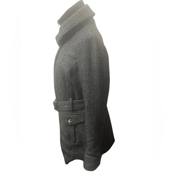 Guess Coat Small - Picture 3 of 7